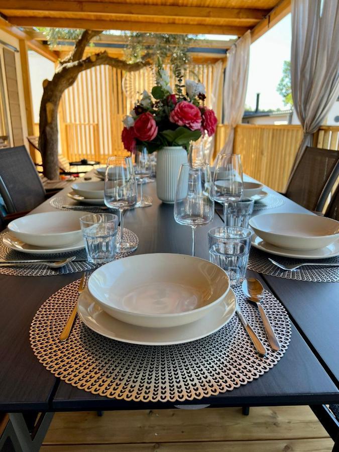 Villa Family Grand De Luxe Mobilhome Selce Eksteriør bilde