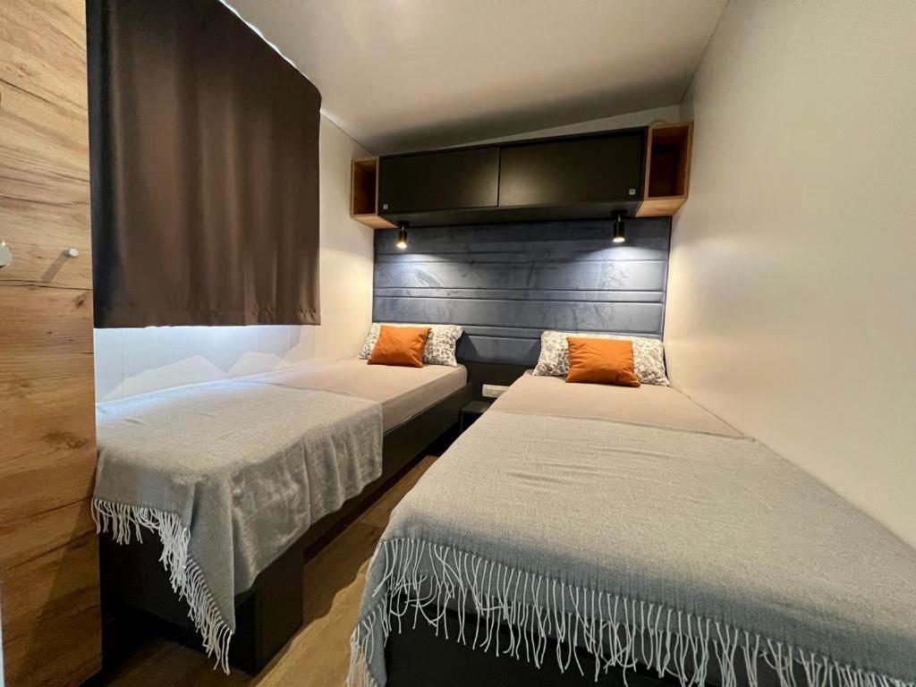 Villa Family Grand De Luxe Mobilhome Selce Eksteriør bilde