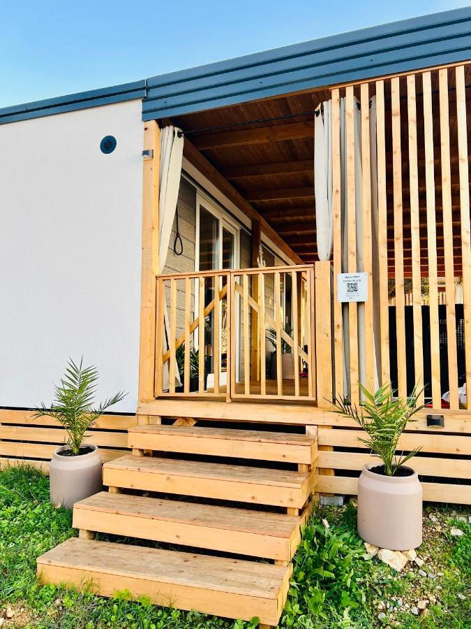 Villa Family Grand De Luxe Mobilhome Selce Eksteriør bilde