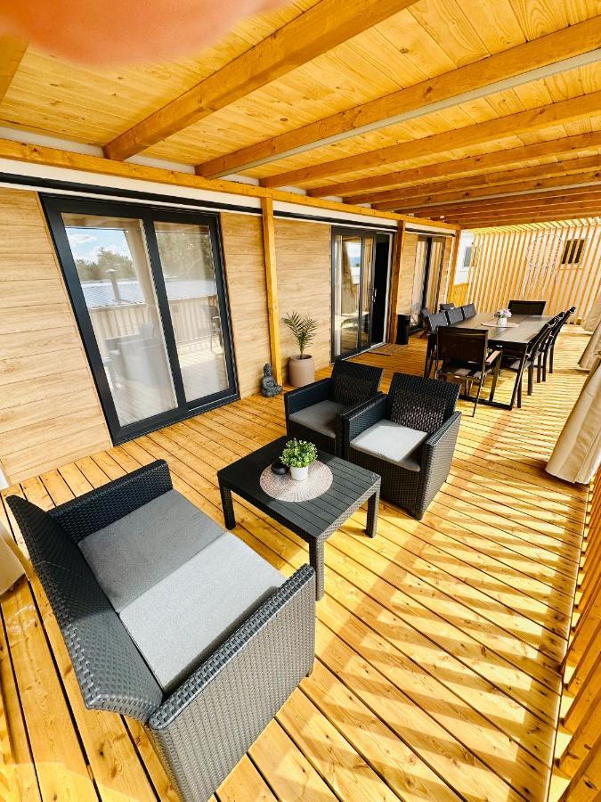 Villa Family Grand De Luxe Mobilhome Selce Eksteriør bilde